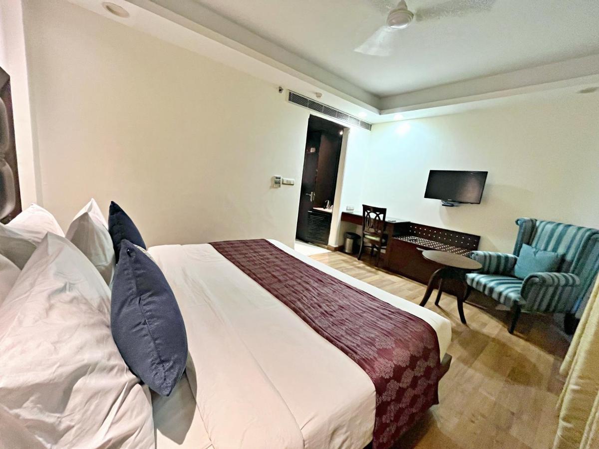The Grand Orion - Kailash Colony New Delhi Exterior photo
