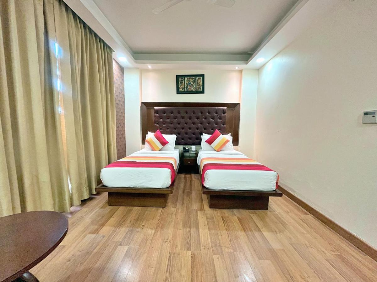 The Grand Orion - Kailash Colony New Delhi Exterior photo