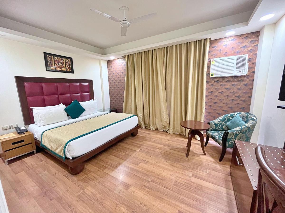 The Grand Orion - Kailash Colony New Delhi Exterior photo